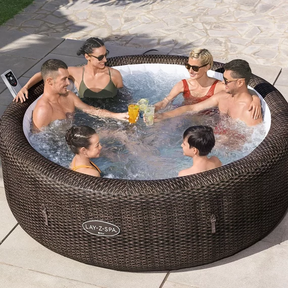 Lay-Z-Spa Bali Airjet masszázsmedence 216 x 71 cm 2025